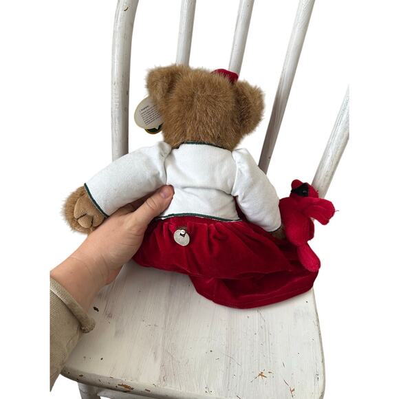 Bearington Bears collection “Scarlet Songbird” Musical Plays “o Holy Night” RARE - Picture 9 of 9